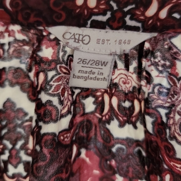 Cato Est. 1946 Plus size top 26/28W red and white print top - Picture 2 of 5